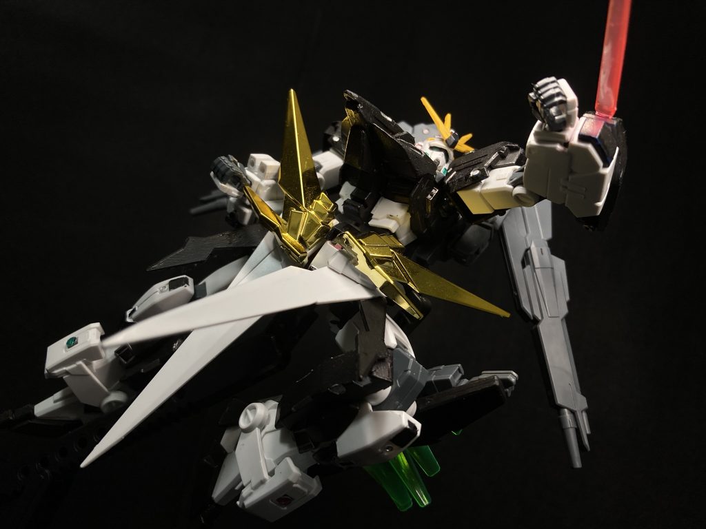 腕部ビームサーベルコックピットユニットそう……左腕がコックピット……弱いそしてAGE3のものを使用してます！