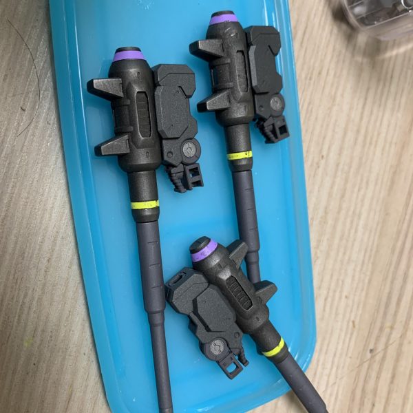 アスモデウス　今日は武器を塗りました（2枚目）