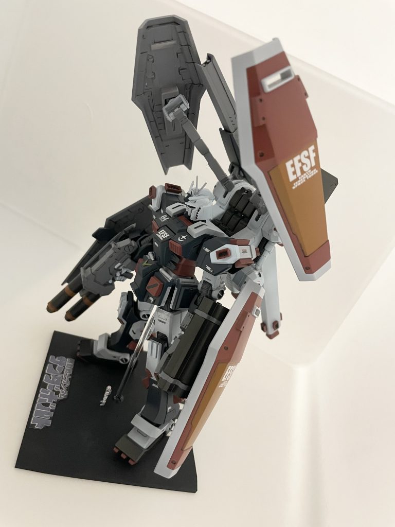 フルアーマーのシールドが好きです。