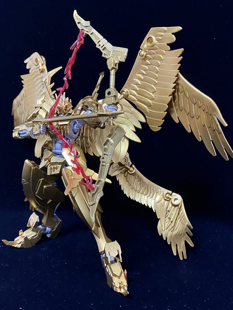 自立不能！羽を地面に当ててます！