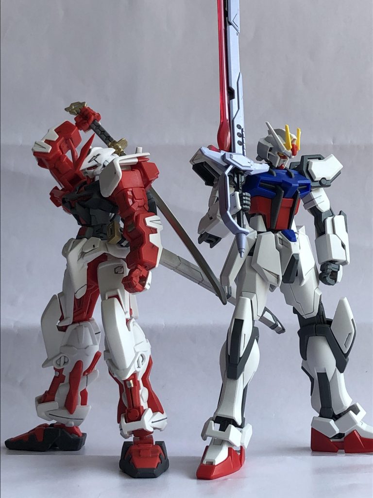 再度、EGストライクと共に。デカールは貼りませんでしたが、自分的には良い塩梅となり、満足しました。以上です。ご観覧いただきありがとうございました。