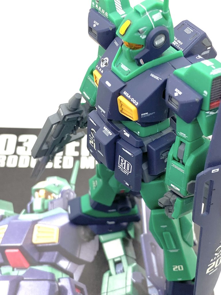 最後は説明書と。ネモのMG再版の際に朝から並ばないと買えないとネットで見て、初版が出た時には考えられない今の状況ですがネモはMGもHGUCもお勧め出来ます、HGUCは多少は塗り分けがありますが旧キットに比べたら雲泥の差で作りやすく、ディテールもありますからエゥーゴのデカールをちょっと貼って、足らない所だけ塗ればカッコいいネモが誰でも出来る良い時代になりました。ユニコーン版もZガンダム版とは違う武器があったり、デザートカラーにはマーキングシールが付いたりしてプレイバリューもあり、どちらもこれからレビューして見ようと考えています。ネモも大変素敵な機体なのですが・・・ガンダムセンチネルの量産機でありますネロはインジェクションキット化は30年以上の悲願なので是非是非ともプレバンで構わないので本当に出て貰いたいです(EWACやトレーナーというバリエーションもありますからバンダイ様には金型代はペイには出来ると思うのでご検討下さいませ、笑)ご覧して頂きありがとうございました。