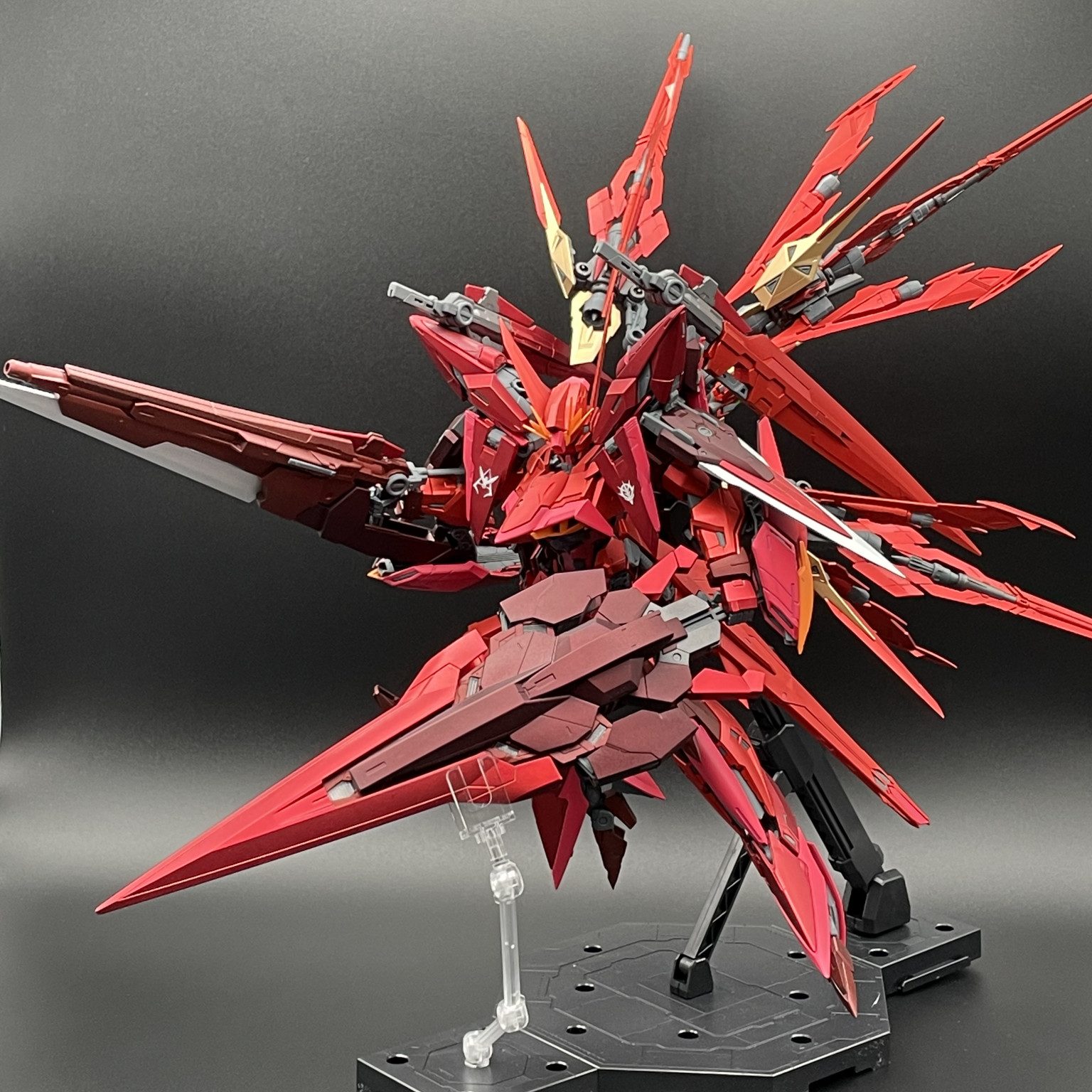 MG エクリプスガンダム2号機 ＆ マニューバストライカー 塗装済完成品ガンダム