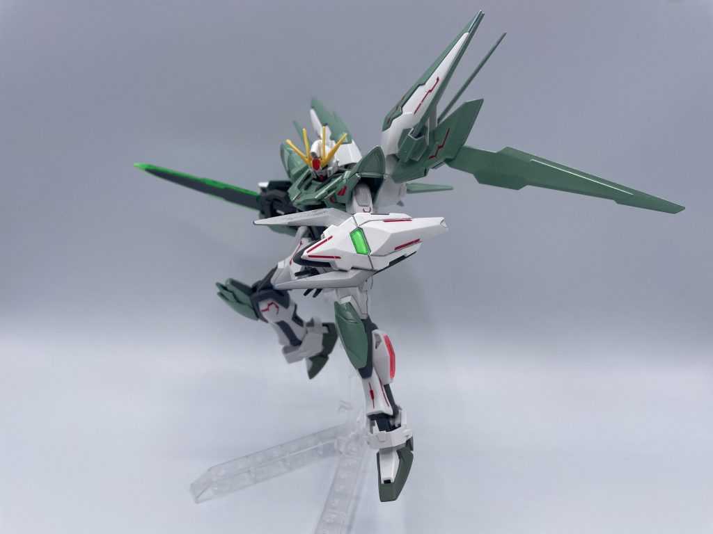 クローシールドで近接戦闘力を上げています。