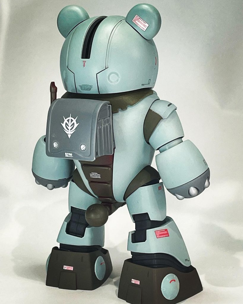 コンビニロゴはジオンマークに変更しました。