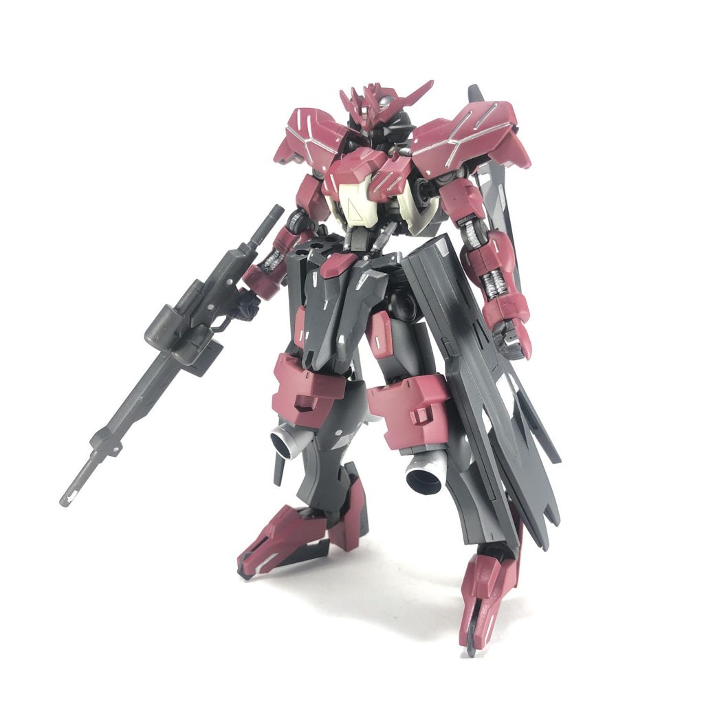 目を塗ってないのは無人機だからという設定。