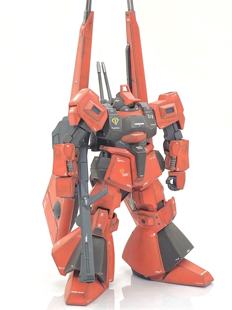 シュツルム・ディアスを欲しい方は沢山いると思うので是非是非一般での再販を望みます…ガンダムベース限定で再販したみたいですが買いに行けないので。