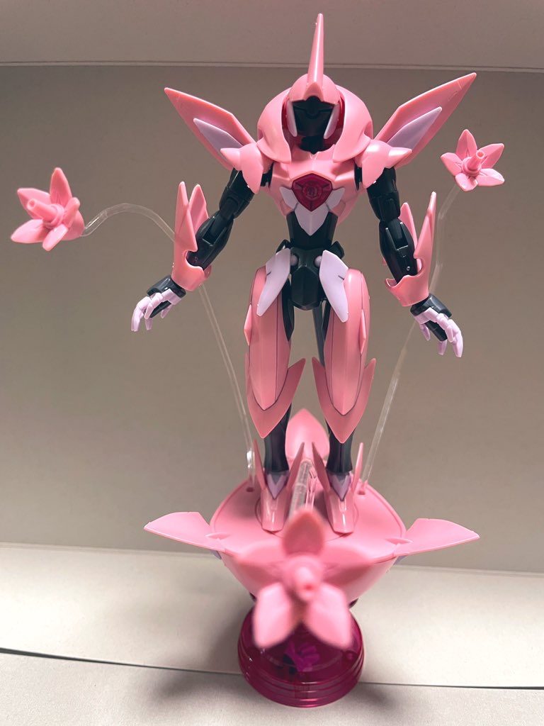 ファルシアビットがまたリアル感な感じを出すことが出来て気に入ってます。ファルシアベースも付属で付いていて最高です。