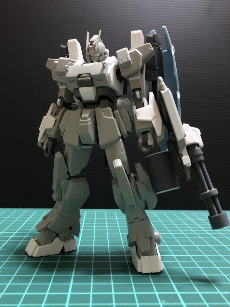 改修中はこんな感じです。もう少し詳しい内容はストーリーに載っけてます。今回もジオン系ではなく連邦系をチョイスしてしまいました。自称ジオンの量産機好きのはずだったのに・・・🤔次こそはジオン系のガンプラをベースに作成したいと思います。最後までご覧いただきましてありがとうございました!