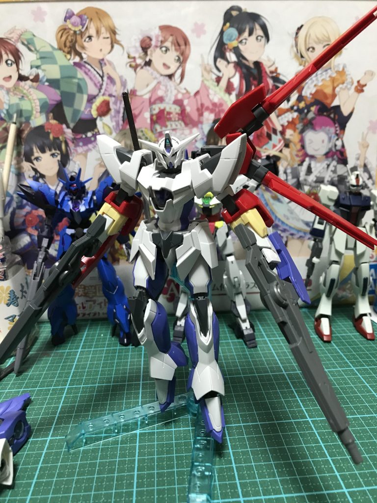 色々組み替えを試してた頃。この時はまだ大型ファングが2門のみだったりGNバスターライフル2丁流だったり…組み替え遊びって楽しいなぁとか思いながらやってました。