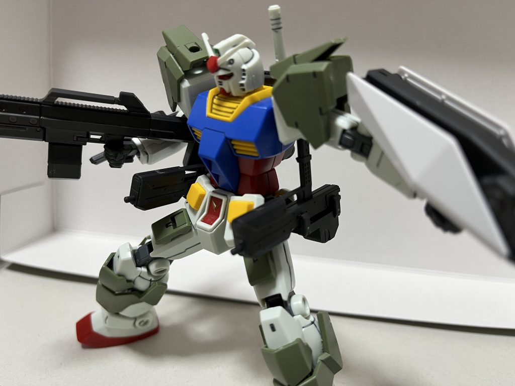 サブマシンガン展開