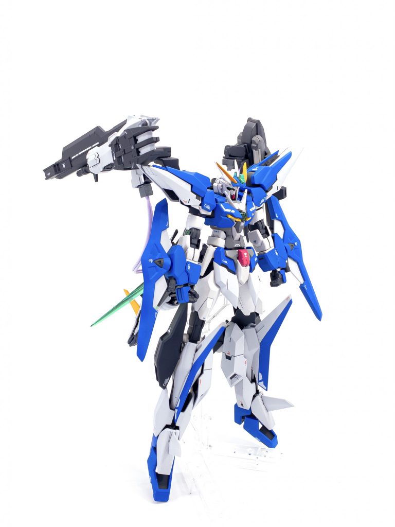 GNBW/L(ランチャー)コア0ガンダムの砲撃戦用バックウェポン