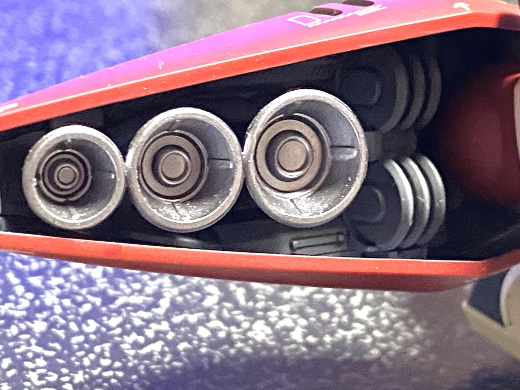 ウイングバインダーは中もとてもカッコ良いできています。