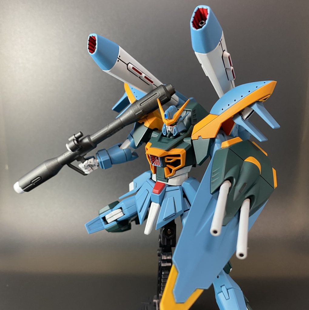 開脚が大きくできるだけでだいぶポーズが取らせやすいです。