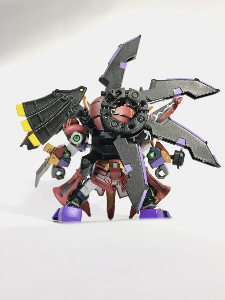 背中には巨大な手裏剣斬刃星(ザンバスター)