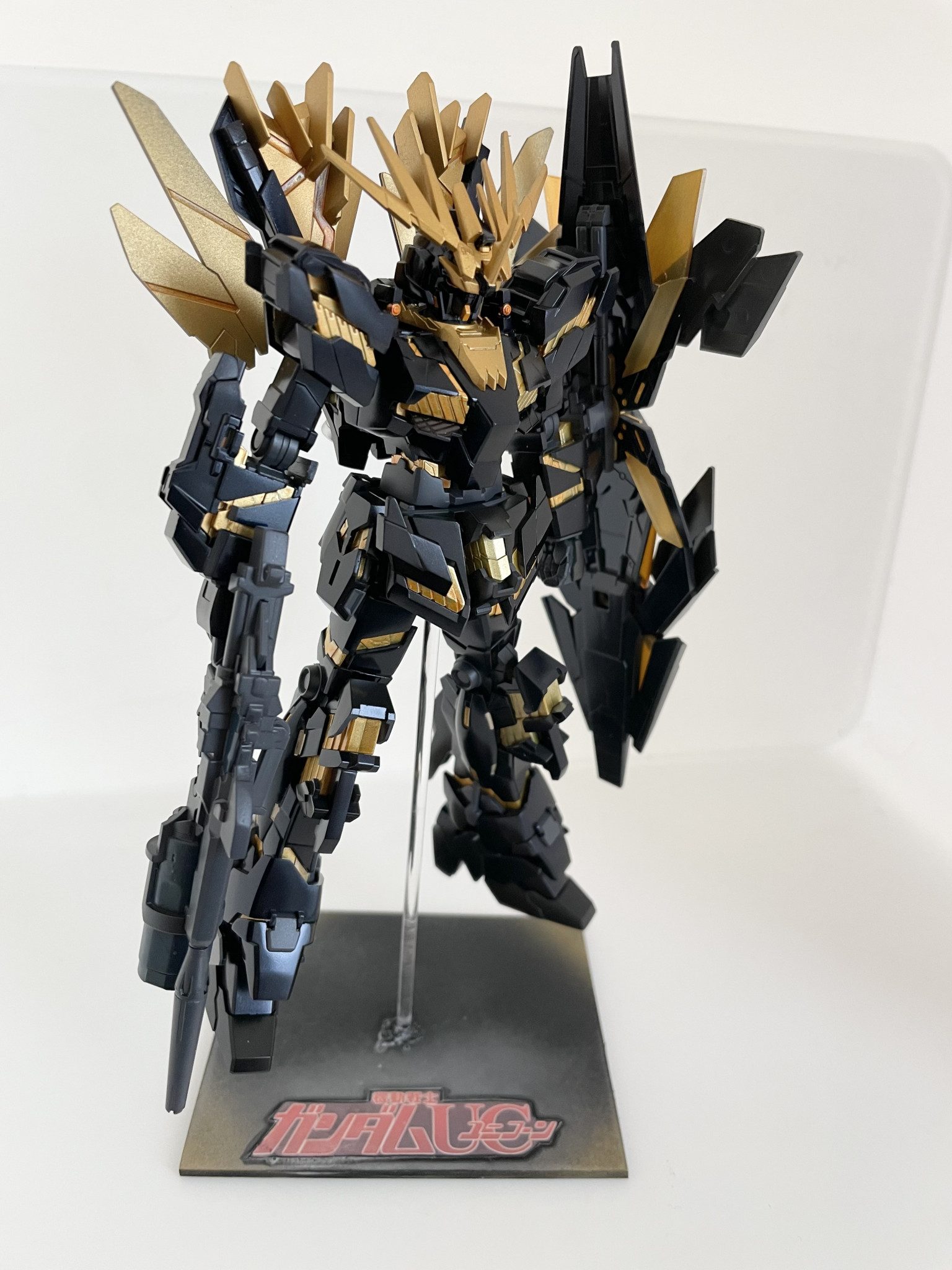 海外 正規品】 HG 1/144 バンシィ・ノルン 塗装完成品 プラモデル