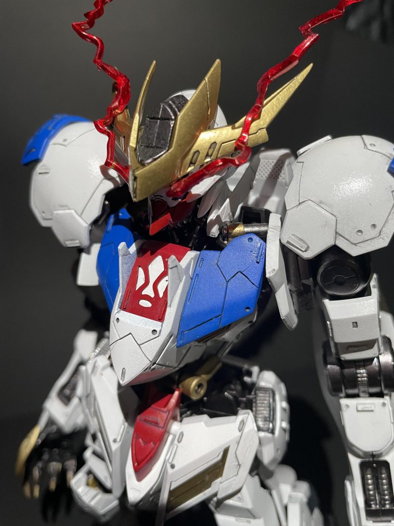 ガンダム　バルバトス　ルプスレクス　フルメカニクス　1/100 全塗装完成–4枚目/制作者：@cayman578k