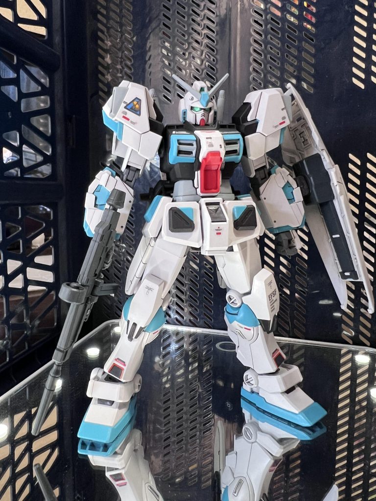 アイリーン.アドラー大尉機動9課に転属になったマサキ.キョウスケ少尉の後任でヨコスカ基地から上がってきた綺麗なお姉さんパイロット...という妄想💦