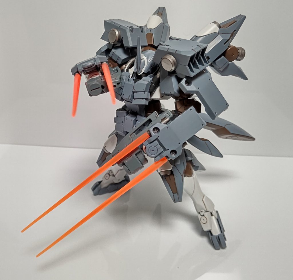 ストライカージンクス  type アサルト–3枚目/制作者：ヤージ