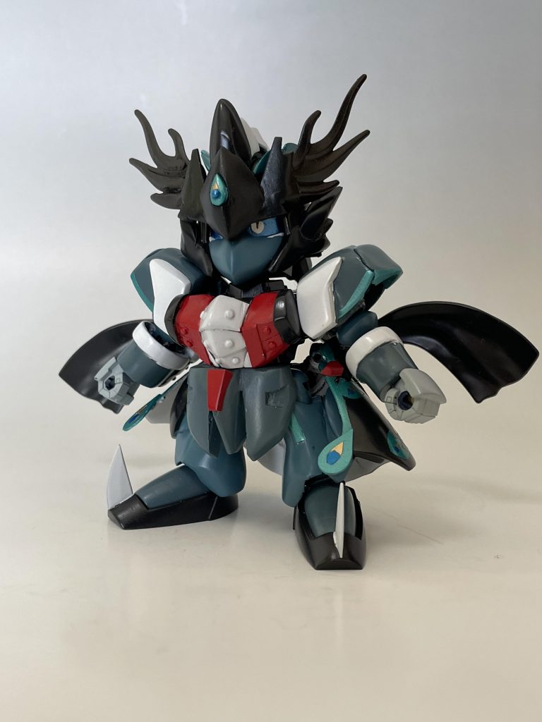 魔導騎士カオスガンダムFRONT肩とマフラーパーツを差し替えです。