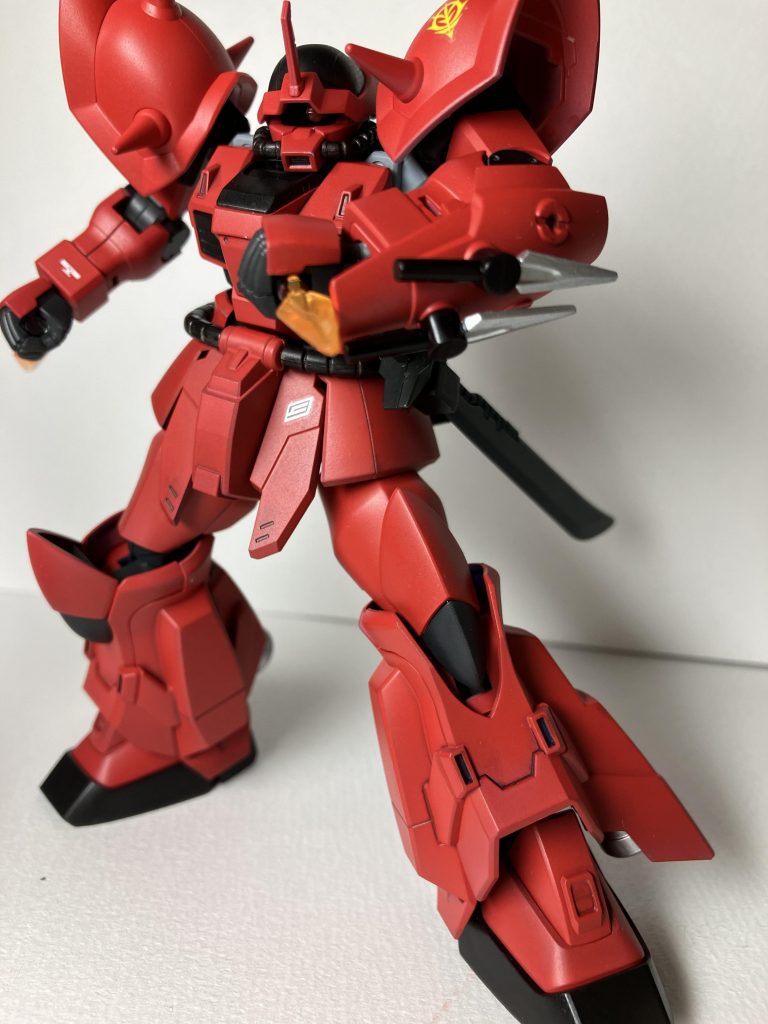 このポーズ、バトオペのシュナイドの出撃準備画面のポーズなんだよな...無意識って怖いね