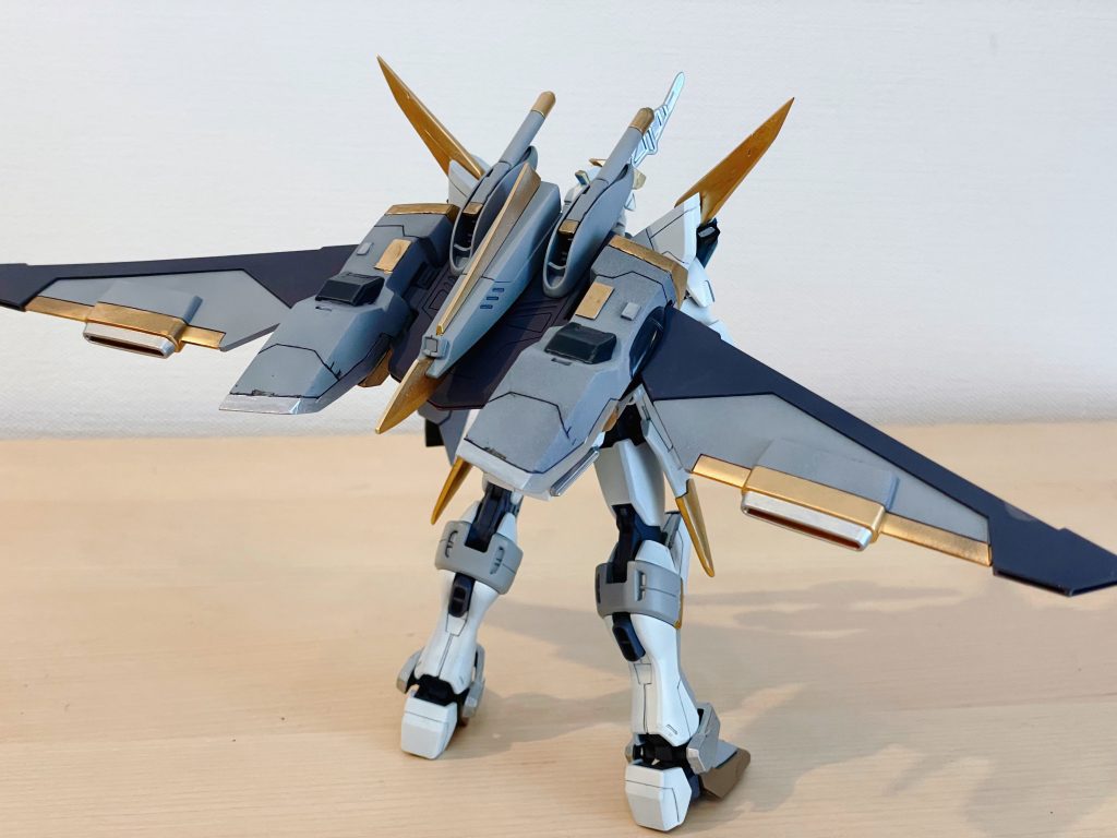 特にファトゥムのバーニア形状が一番変更したいポイントだったので、ここの形状はかなり悩みました。