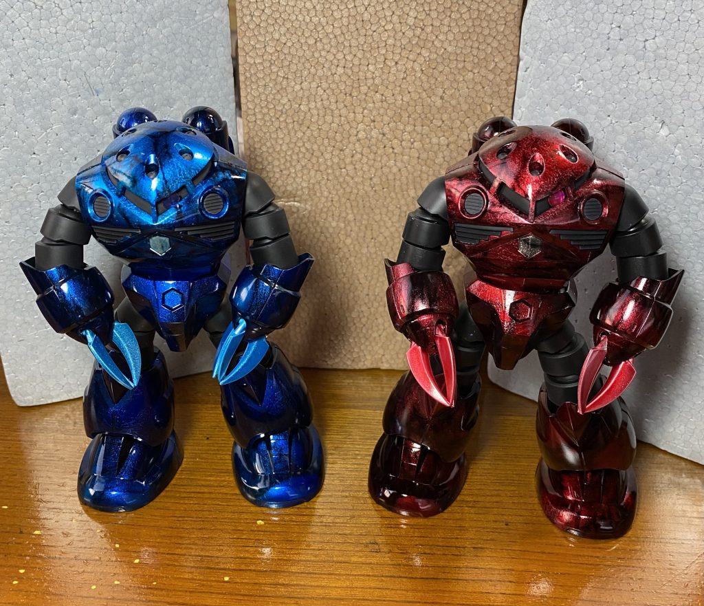 前回投稿したズゴックとのツーショット