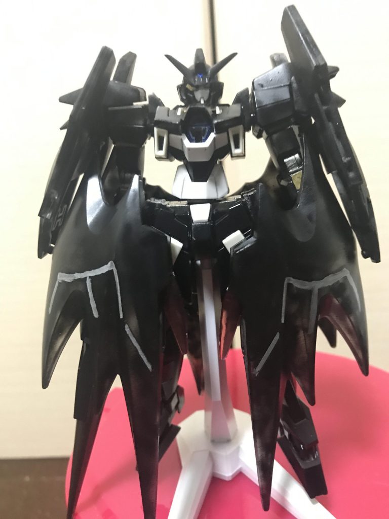 EWデスヘルのマント?を使っているので収納状態に移行できる