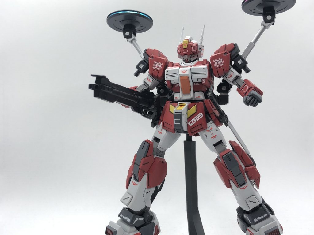 スタンダード全ての追加オプションパーツを外した形態。ほぼブラックライダー。モビリティより優れている点は残念ながら無い。