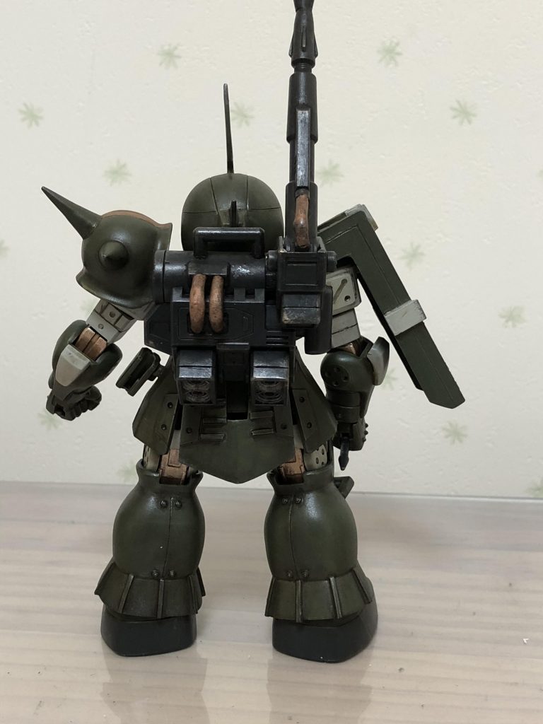 リュックサックは量産型ゲルググから拝借。