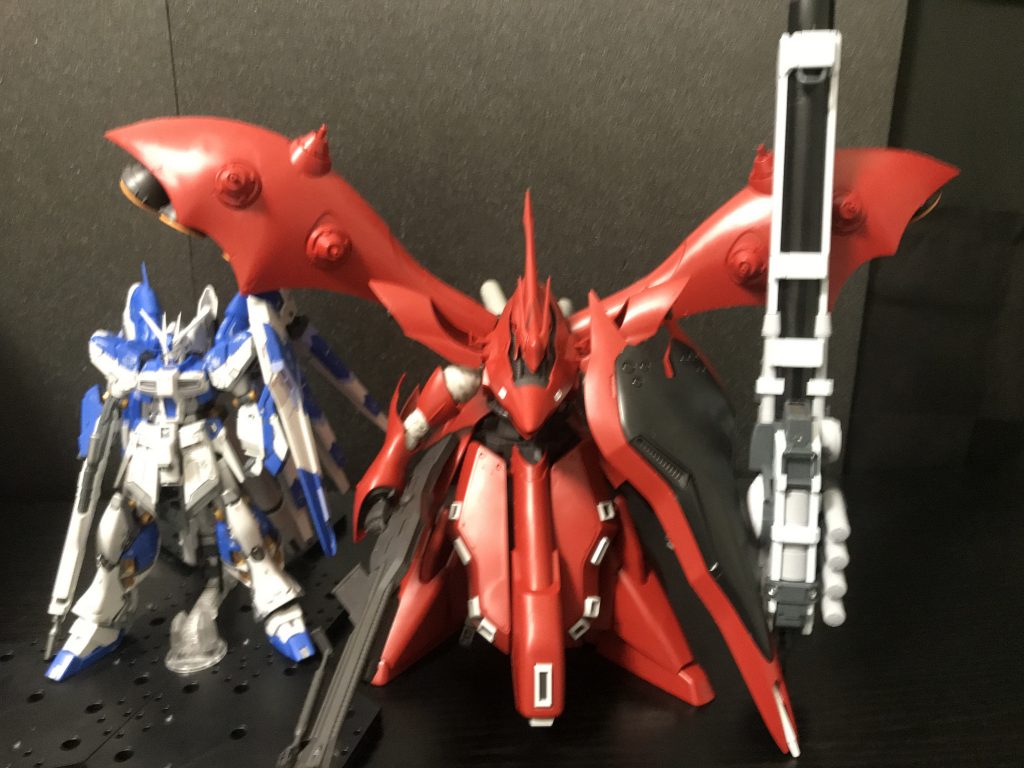 こう見ると圧倒的にでかいナイチンゲールさんですがハイパーメガバズーカランチャーもイカレレベルででかいですね