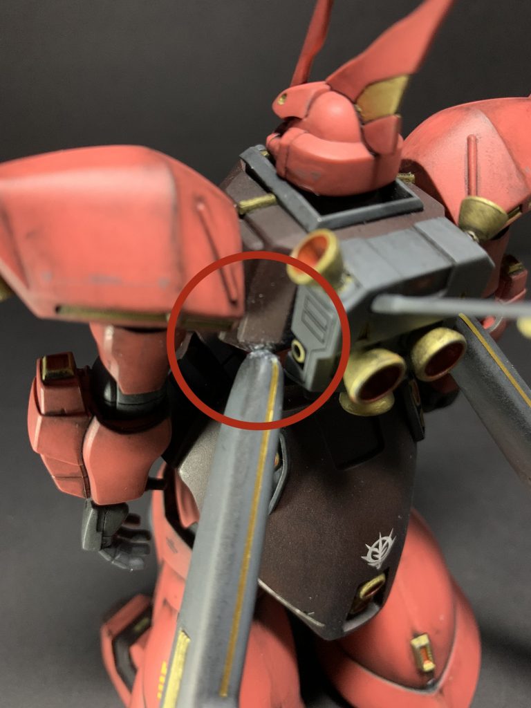 完成目前でトラブル発生…Mr.ウェザリングで弱っていたプロペラントタンクの接合部がポッキリと…(´；ω；`)。急遽、1.5mmのピンバイスと釘で代用・補強して何とか誤魔化しました。最近、墨入れとウェザリング後に強度落ちて割れるケースが頻発してます…塗り方とか流し込まないやり方とか研究していかねば…