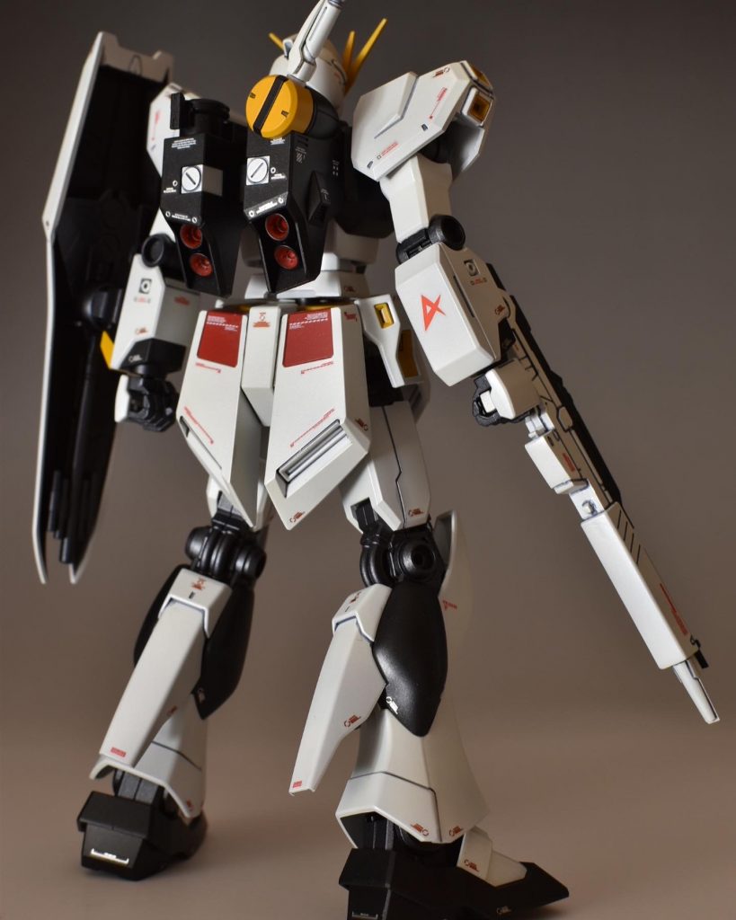 斜め背後からの全体画像となります。