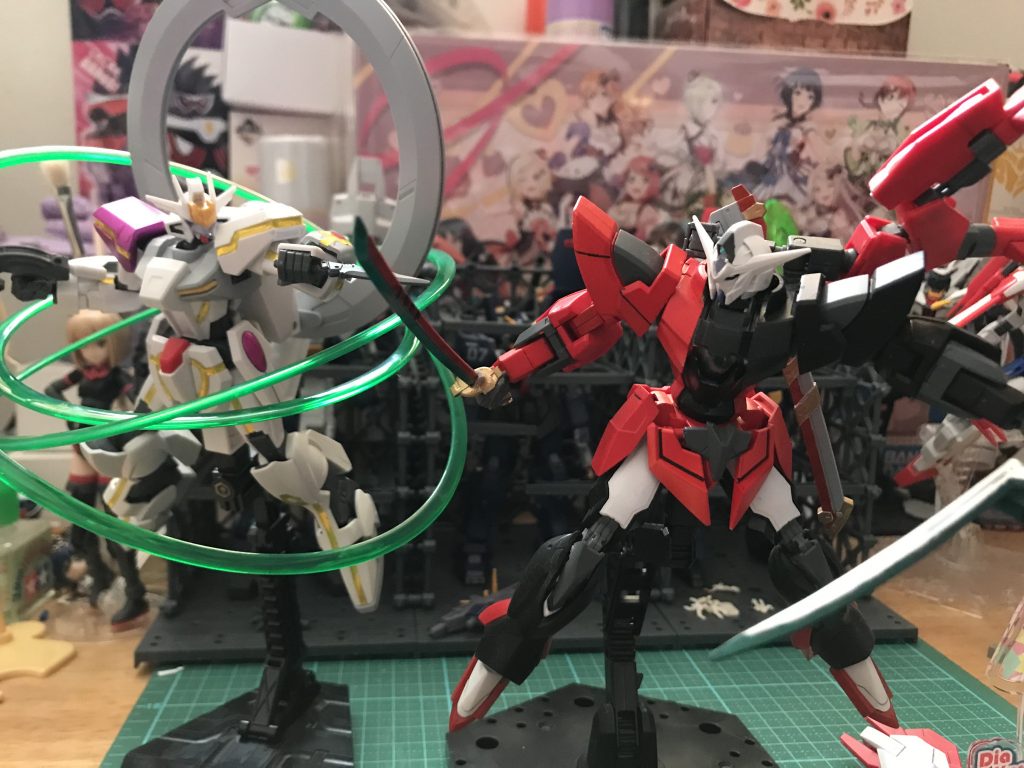 折角なのでダイヤモンドアイズとパシャリ。推しと推しの対決みたいな感じで部屋で1人ニヤニヤしてました。