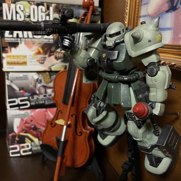 ザク2 デカール貼り後