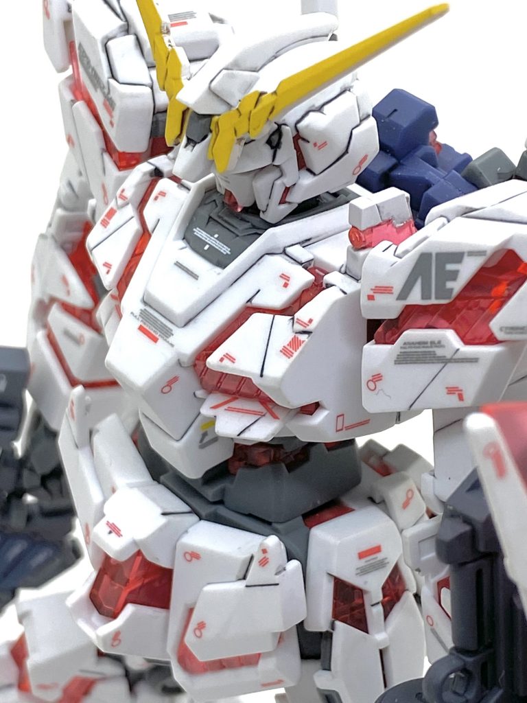 HGUC No.100 RX-0 ユニコーンガンダム（デストロイモード）