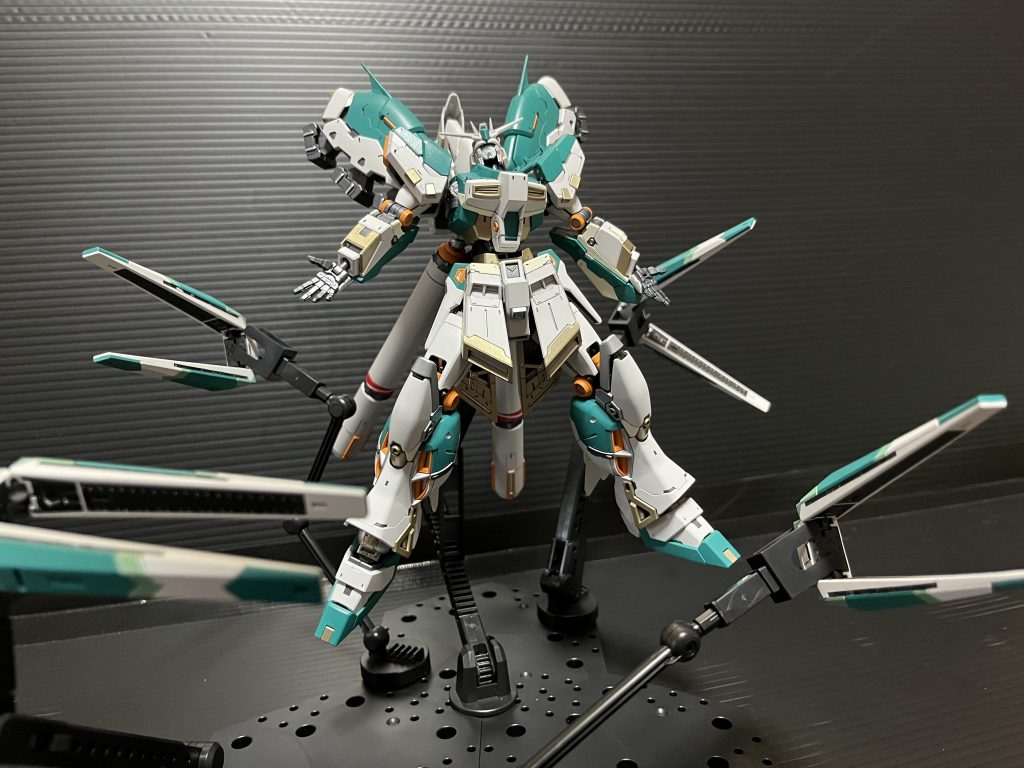 ファンネル展開