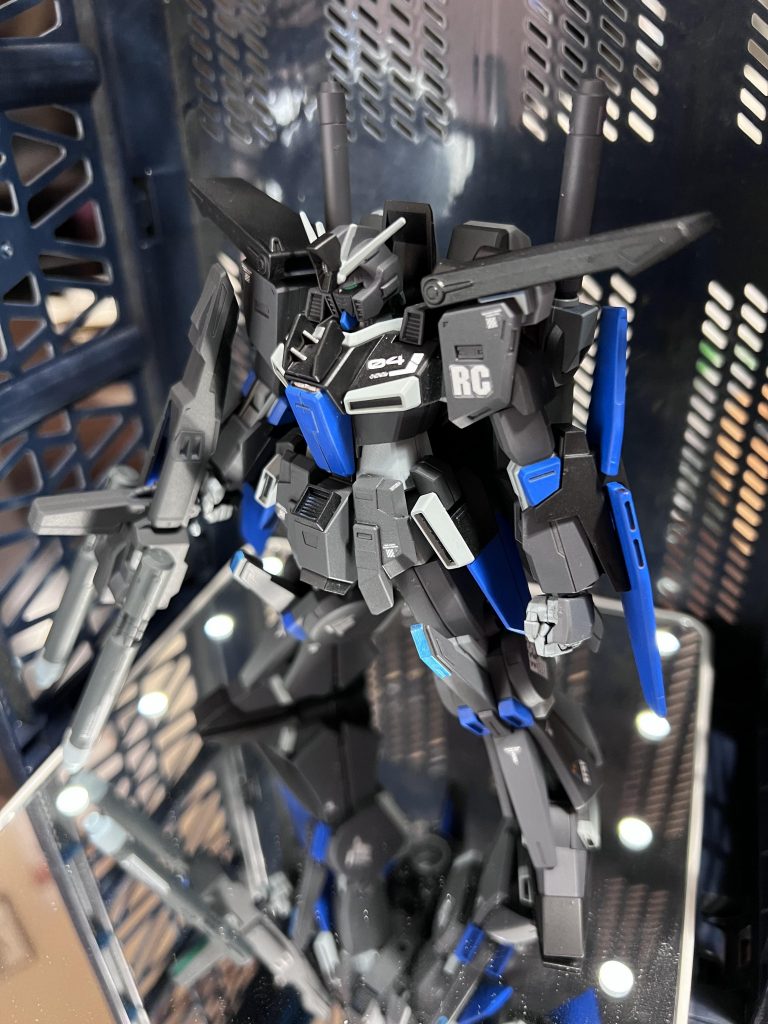 ZZガンダム参式–4枚目/制作者：真樹京介