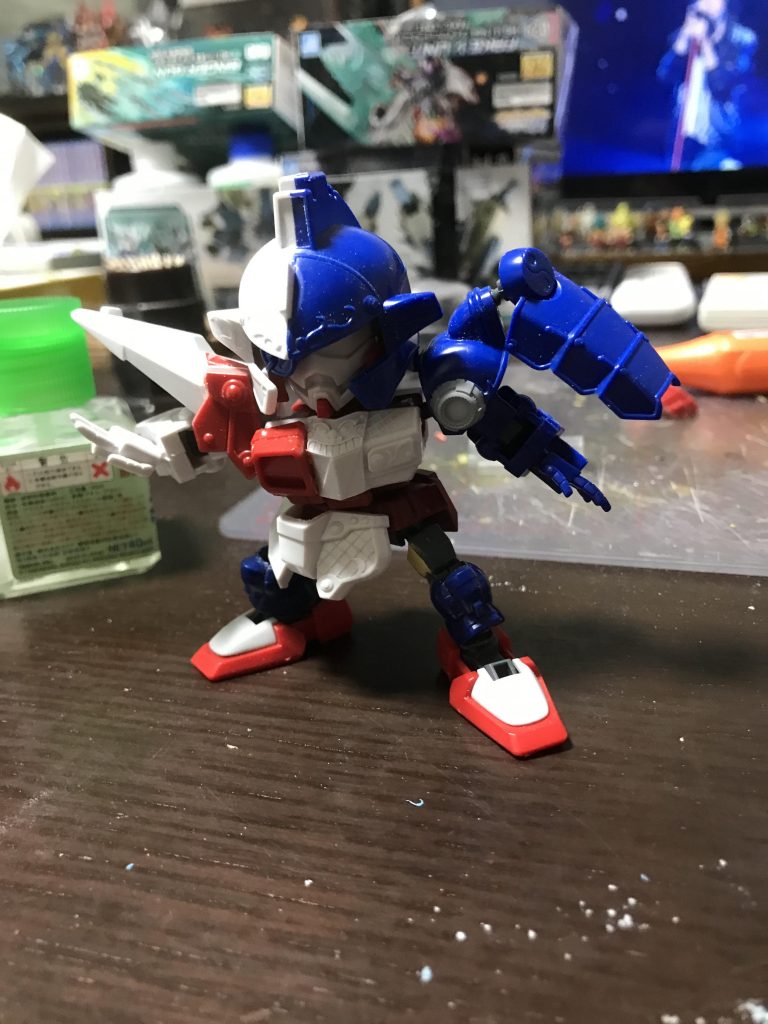 顔以外はほぼ伊達政宗頑駄無軽装形態は紅武者