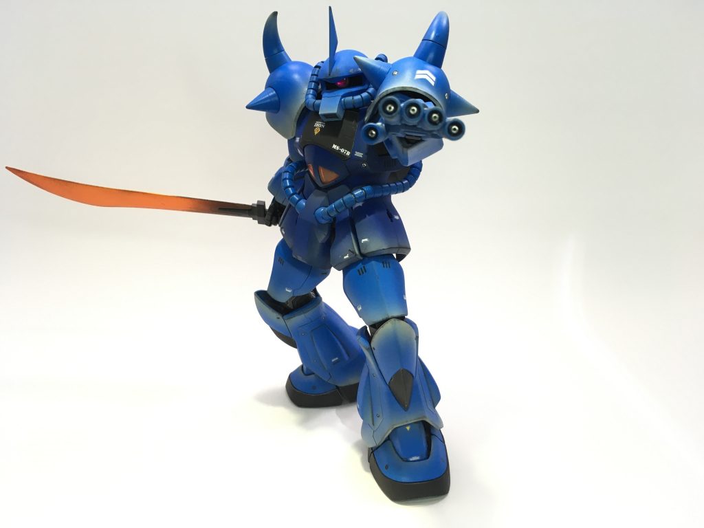 ところどころメタルパーツを入れてます