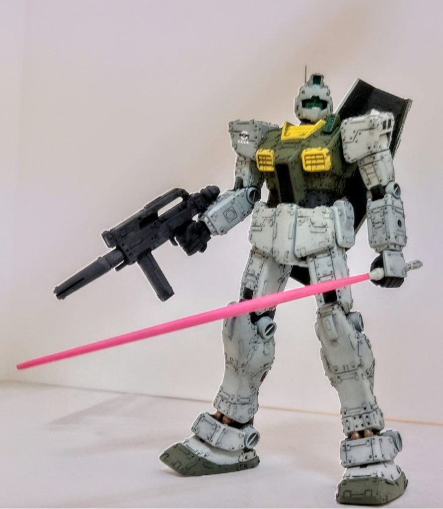 いつものメニューでプラ板によるディティールの追加、再塗装、少しデカールの追加などです。