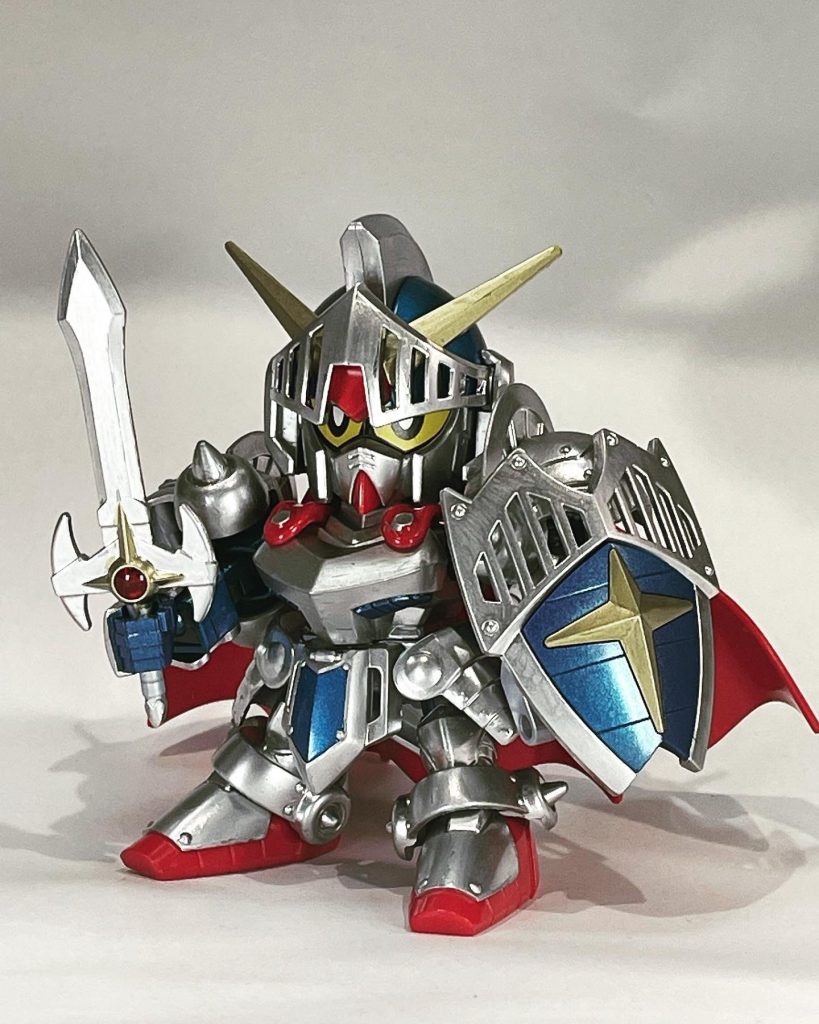 重量感が出るように厚めに塗装してみたんですが加減が難しいですね。やっぱりムラが出てしまいます。