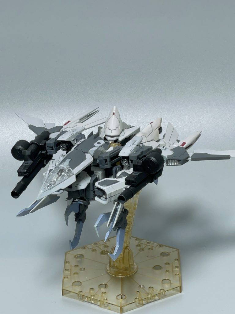 飛行MA形態。最初は考えて無かった形態ですがイジってたら上手くハマったので追加しました！結果的にこっちの方が気に入ってます笑