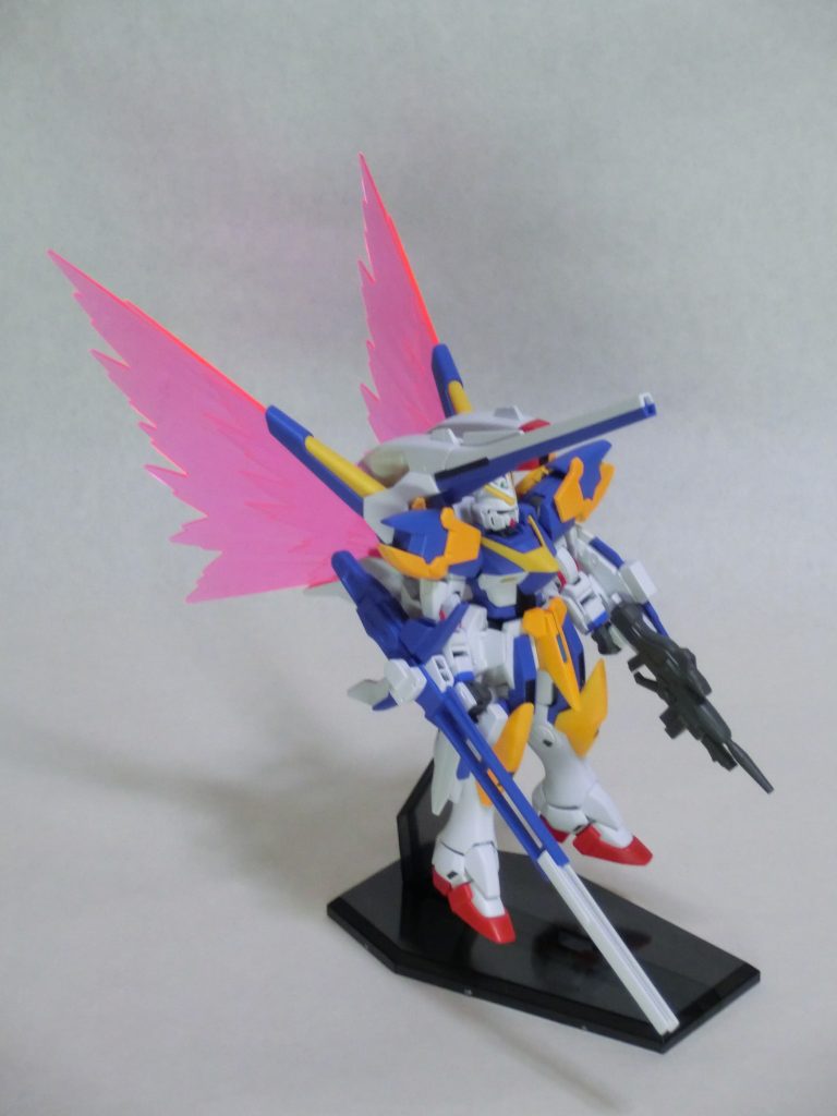 メガビールライフルは取っ手の位置をずらして腕の向きと平行になるように調節