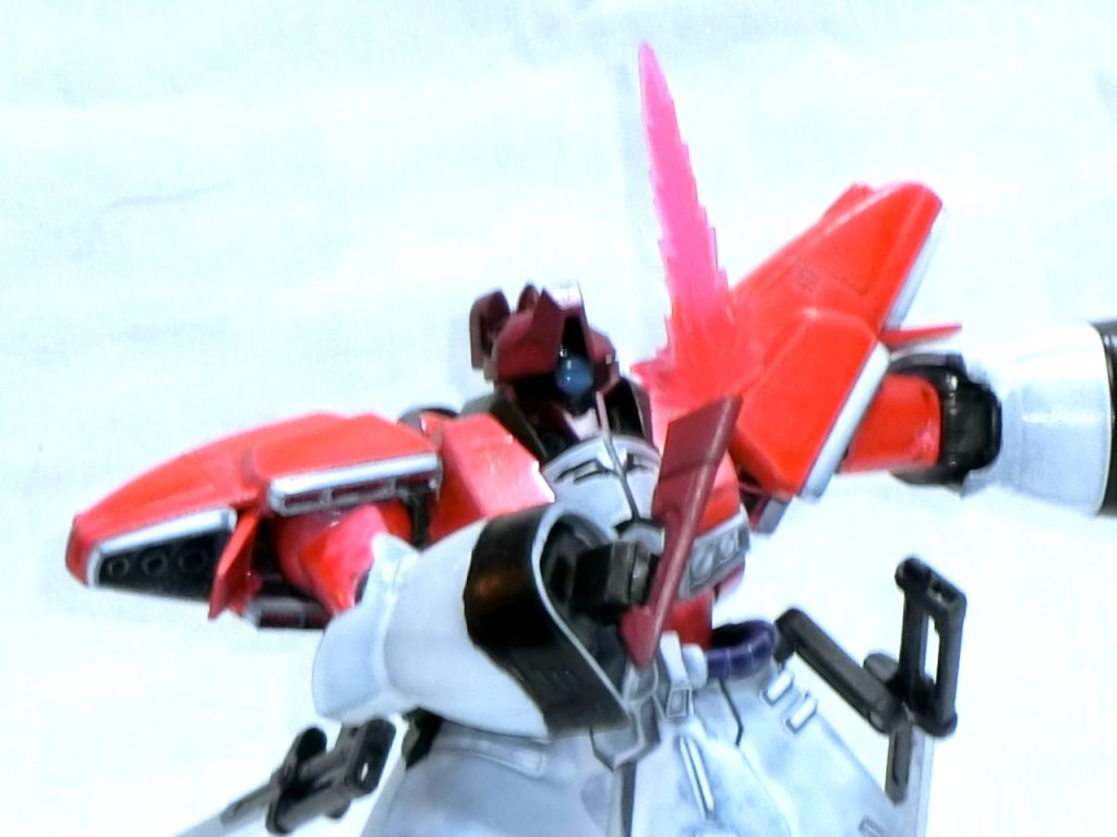 後頭部にフラッシュエッジビームブーメラン搭載。