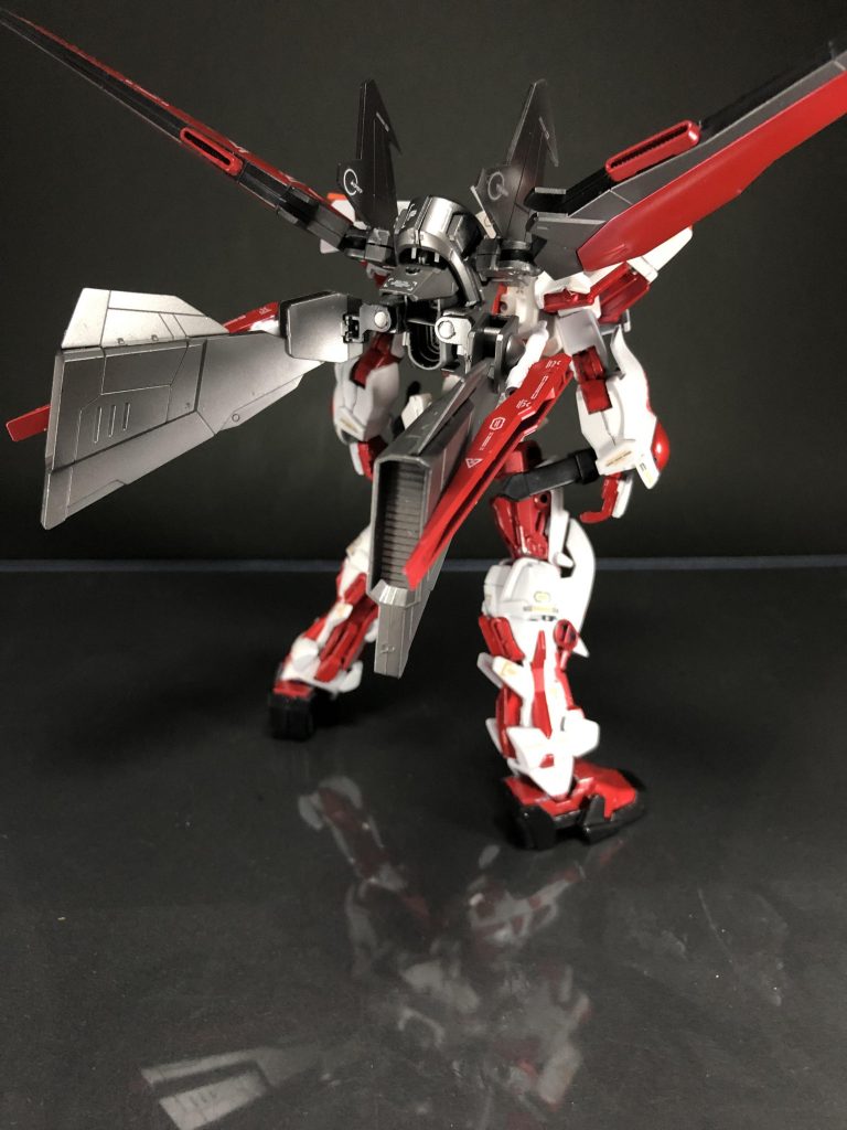 今回はアメイジングストライクフリーダムのジャンクを組み合わせて作成しました。ソード、ランチャーと自作してきましたがこれはかなりエールに近いんじゃないでしょうか