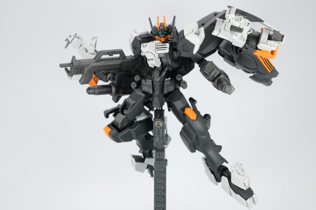 ガンダムアスモデウス・ブラキウム–3枚目/制作者:ぷーすと・イチニノ