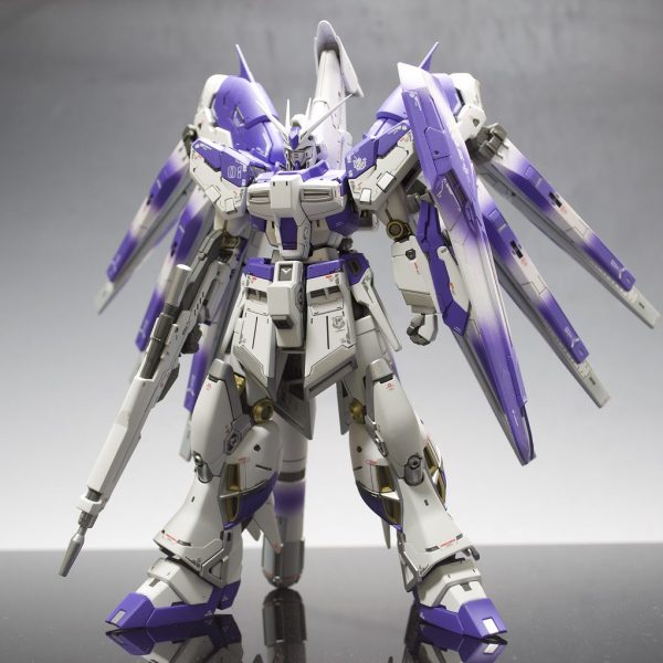 RG Hi νガンダム　グラデーション塗装 全塗装完成品 RG Hi-νガンダム【グラデーション塗装】 - メルカリ