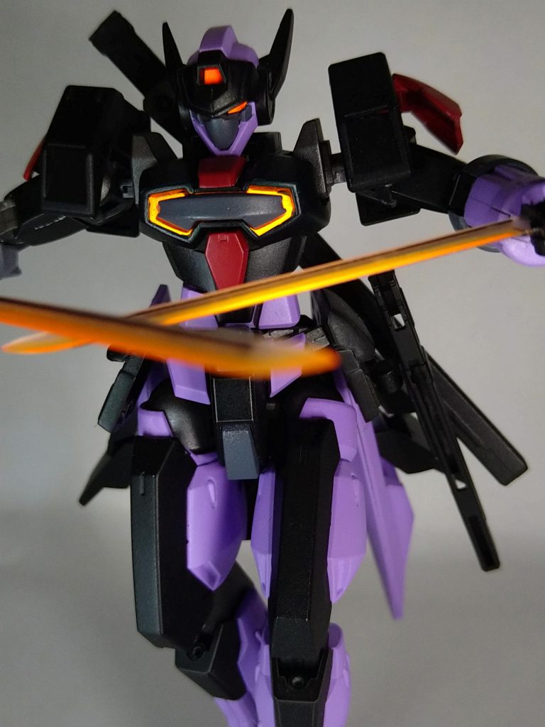 武器は長短2振りの直刀のみです。使用したのはヴァルヴレイヴの刀です。ストレートな刀が大好きなんですねぇ。