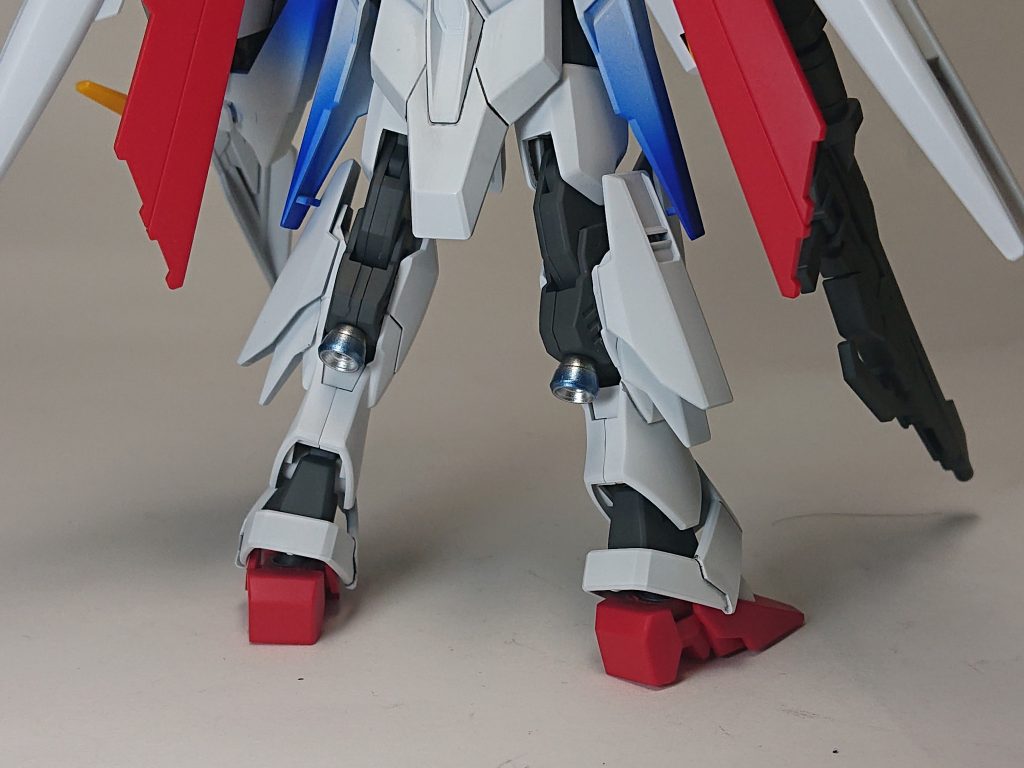 バーニアは 小さいですが 青焼けにしました。